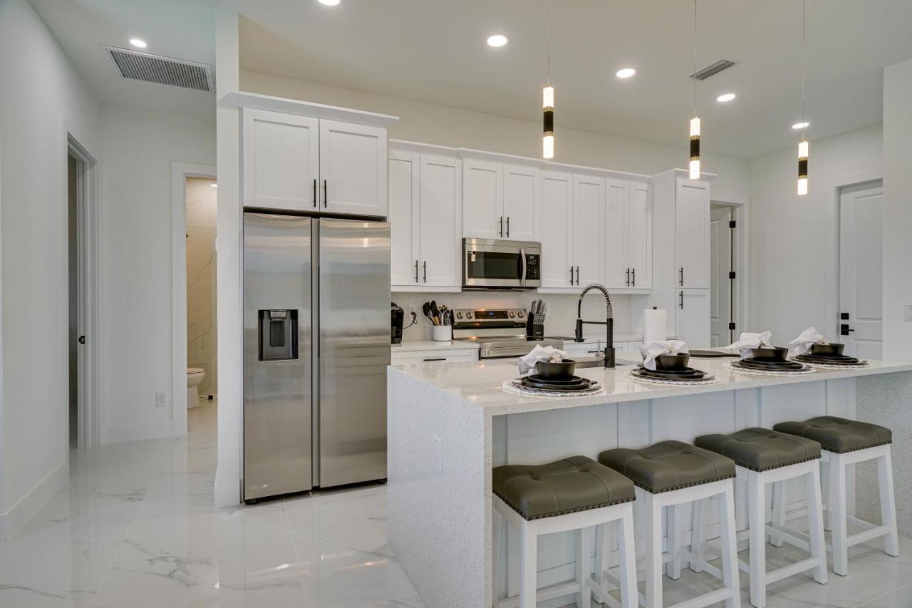 Вилла Cape Coral Escape Furnished Lanai And Private Pool! Экстерьер фото